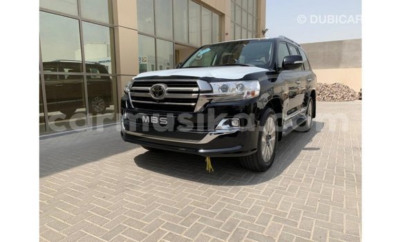 Acheter Import Voiture Toyota Land Cruiser Noir à Import - Dubai, Harare Acheter Import Voiture Toyota Land Cruiser Noir à Import - Dubai, Harare