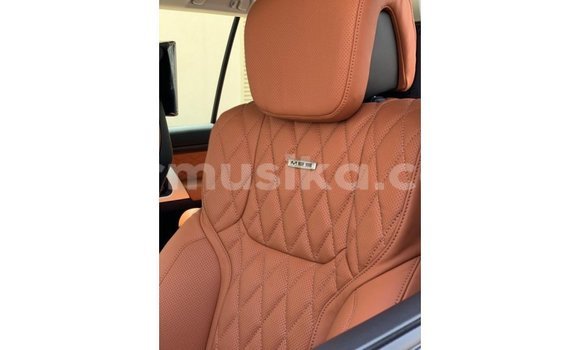 Acheter Import Voiture Toyota Land Cruiser Noir à Import - Dubai, Harare Acheter Import Voiture Toyota Land Cruiser Noir à Import - Dubai, Harare