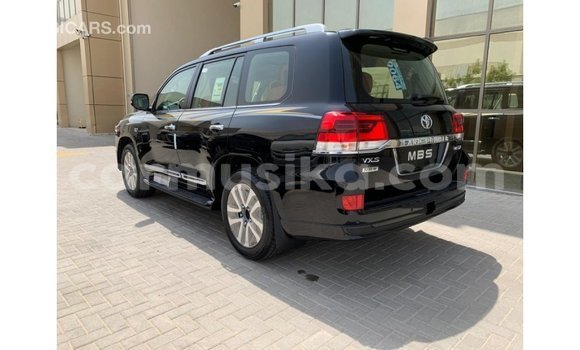 Acheter Import Voiture Toyota Land Cruiser Noir à Import - Dubai, Harare Acheter Import Voiture Toyota Land Cruiser Noir à Import - Dubai, Harare