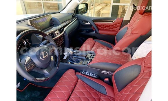 Tenga Imported Lexus LX Tsvuku Mota in Import - Dubai in Harare Tenga Imported Lexus LX Tsvuku Mota in Import - Dubai in Harare