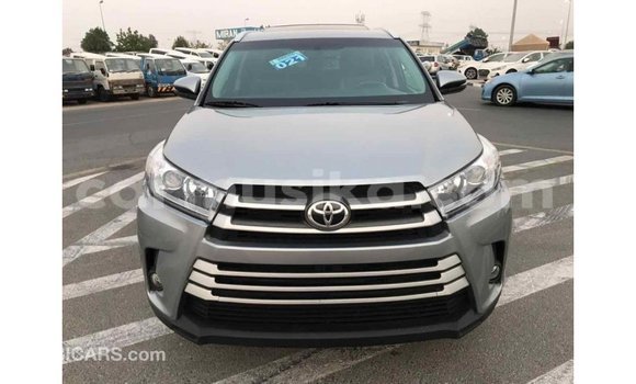 Tenga Imported Toyota Highlander Zvimwe Mota in Import - Dubai in Harare Tenga Imported Toyota Highlander Zvimwe Mota in Import - Dubai in Harare