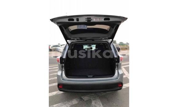 Tenga Imported Toyota Highlander Zvimwe Mota in Import - Dubai in Harare Tenga Imported Toyota Highlander Zvimwe Mota in Import - Dubai in Harare