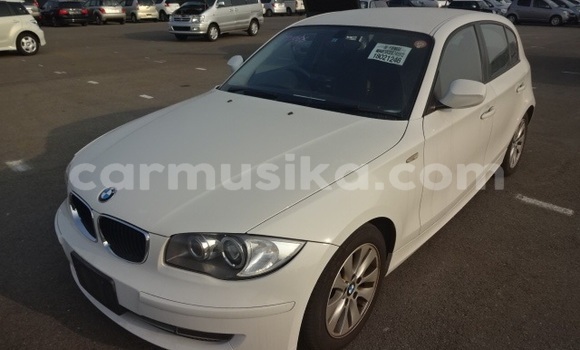 Nunua Ilio tumika BMW 3–Series Nyeupe Gari ndani ya Glen Norah nchini Harare