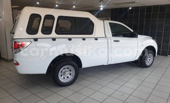 Buy Used Mazda B–series White Car in Beitbridge in Matabeleland South Buy Used Mazda B–series White Car in Beitbridge in Matabeleland South
