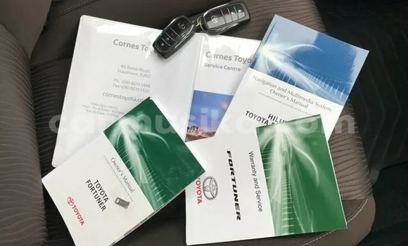 Tenga Tsaru Toyota Fortuner Chena Mota in Mapopoma eVhitori in Matabeleland North Tenga Tsaru Toyota Fortuner Chena Mota in Mapopoma eVhitori in Matabeleland North