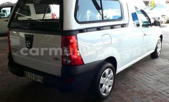 Tenga Tsaru Nissan NP 300 Chena Mota in Beitbridge in Matabeleland South Tenga Tsaru Nissan NP 300 Chena Mota in Beitbridge in Matabeleland South