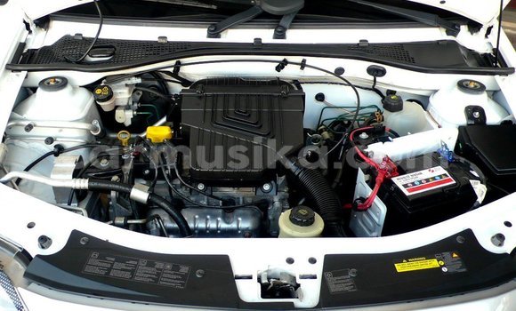 Tenga Tsaru Nissan NP 300 Chena Mota in Beitbridge in Matabeleland South Tenga Tsaru Nissan NP 300 Chena Mota in Beitbridge in Matabeleland South