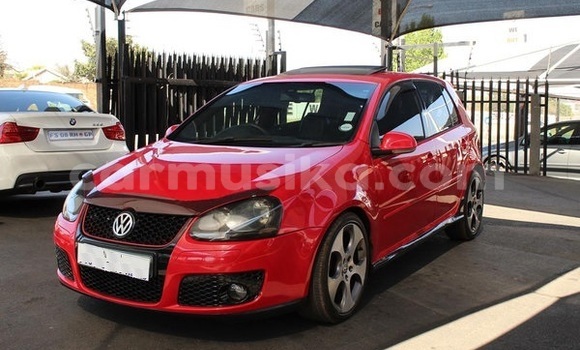 Acheter Occasion Voiture Volkswagen Golf Rouge à Beitbridge, Matabeleland South Acheter Occasion Voiture Volkswagen Golf Rouge à Beitbridge, Matabeleland South