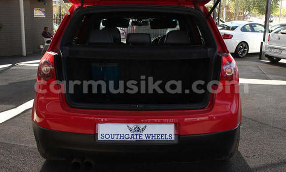 Acheter Occasion Voiture Volkswagen Golf Rouge à Beitbridge, Matabeleland South Acheter Occasion Voiture Volkswagen Golf Rouge à Beitbridge, Matabeleland South