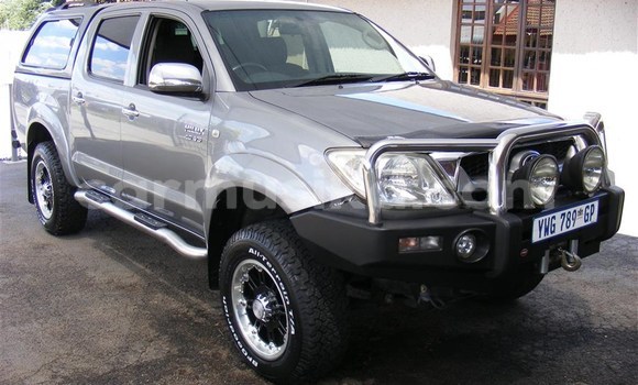Acheter Occasion Voiture Toyota Hilux Gris à Beitbridge, Matabeleland South Acheter Occasion Voiture Toyota Hilux Gris à Beitbridge, Matabeleland South