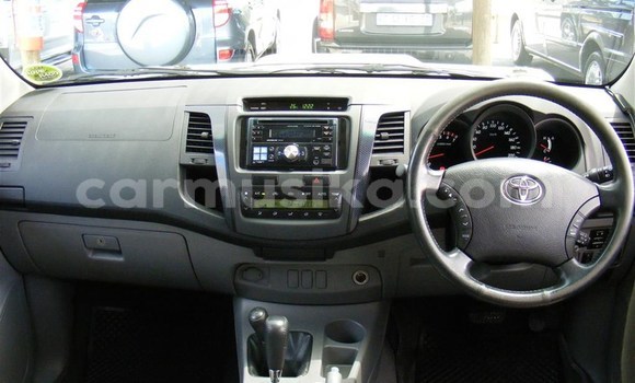 Acheter Occasion Voiture Toyota Hilux Gris à Beitbridge, Matabeleland South Acheter Occasion Voiture Toyota Hilux Gris à Beitbridge, Matabeleland South