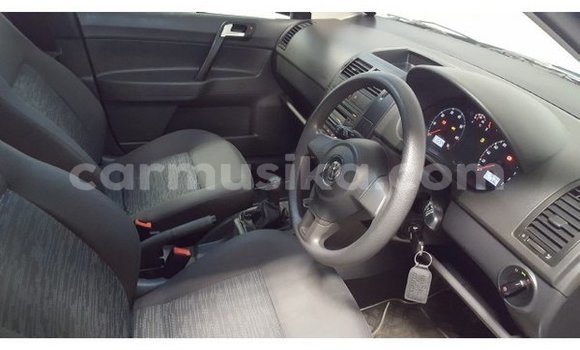 Acheter Occasion Voiture Volkswagen Polo Bleu à Beitbridge, Matabeleland South Acheter Occasion Voiture Volkswagen Polo Bleu à Beitbridge, Matabeleland South