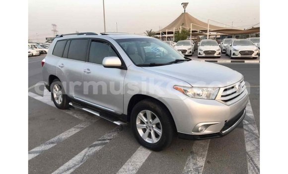 Tenga Imported Toyota Highlander Zvimwe Mota in Import - Dubai in Harare Tenga Imported Toyota Highlander Zvimwe Mota in Import - Dubai in Harare