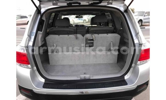 Tenga Imported Toyota Highlander Zvimwe Mota in Import - Dubai in Harare Tenga Imported Toyota Highlander Zvimwe Mota in Import - Dubai in Harare
