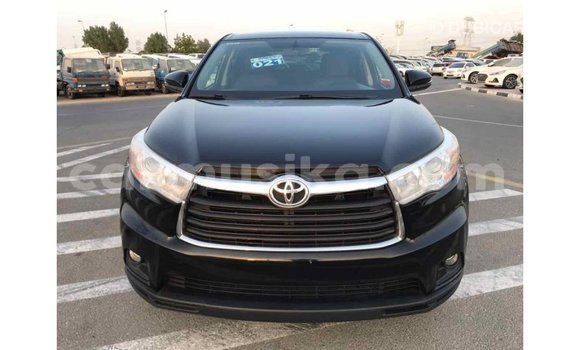 Tenga Imported Toyota Highlander Nhema Mota in Import - Dubai in Harare Tenga Imported Toyota Highlander Nhema Mota in Import - Dubai in Harare