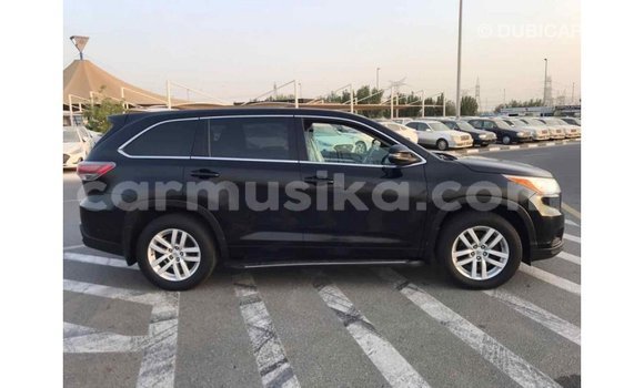 Tenga Imported Toyota Highlander Nhema Mota in Import - Dubai in Harare Tenga Imported Toyota Highlander Nhema Mota in Import - Dubai in Harare