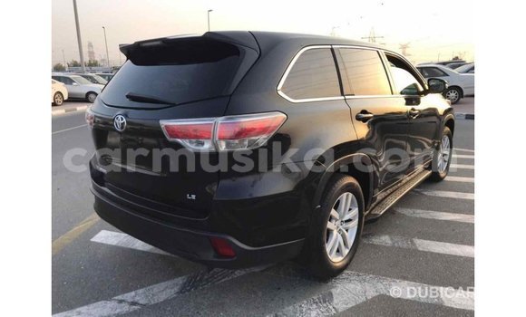 Tenga Imported Toyota Highlander Nhema Mota in Import - Dubai in Harare Tenga Imported Toyota Highlander Nhema Mota in Import - Dubai in Harare