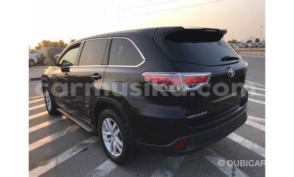Tenga Imported Toyota Highlander Nhema Mota in Import - Dubai in Harare Tenga Imported Toyota Highlander Nhema Mota in Import - Dubai in Harare