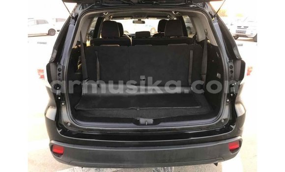 Tenga Imported Toyota Highlander Nhema Mota in Import - Dubai in Harare Tenga Imported Toyota Highlander Nhema Mota in Import - Dubai in Harare