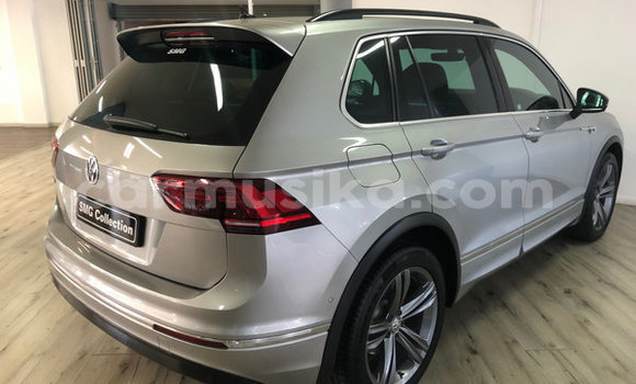Buy Used Volkswagen Tiguan Silver Car in Beitbridge in Matabeleland South Buy Used Volkswagen Tiguan Silver Car in Beitbridge in Matabeleland South