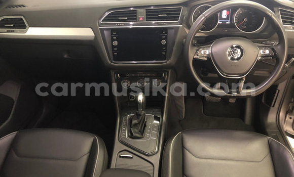 Buy Used Volkswagen Tiguan Silver Car in Beitbridge in Matabeleland South Buy Used Volkswagen Tiguan Silver Car in Beitbridge in Matabeleland South