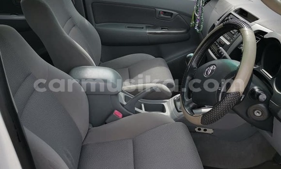 Tenga Tsaru Toyota Hilux Chena Mota in Beitbridge in Matabeleland South Tenga Tsaru Toyota Hilux Chena Mota in Beitbridge in Matabeleland South