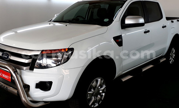 Nunua Ilio tumika Ford Ranger Nyeupe Gari ndani ya Beitbridge nchini Matabeleland Kusini Nunua Ilio tumika Ford Ranger Nyeupe Gari ndani ya Beitbridge nchini Matabeleland Kusini