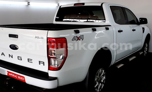Nunua Ilio tumika Ford Ranger Nyeupe Gari ndani ya Beitbridge nchini Matabeleland Kusini Nunua Ilio tumika Ford Ranger Nyeupe Gari ndani ya Beitbridge nchini Matabeleland Kusini