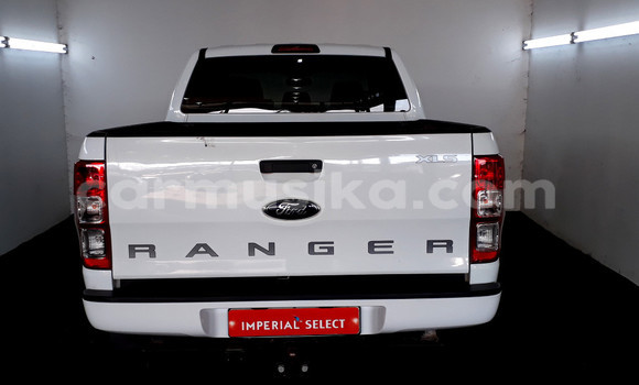 Nunua Ilio tumika Ford Ranger Nyeupe Gari ndani ya Beitbridge nchini Matabeleland Kusini Nunua Ilio tumika Ford Ranger Nyeupe Gari ndani ya Beitbridge nchini Matabeleland Kusini