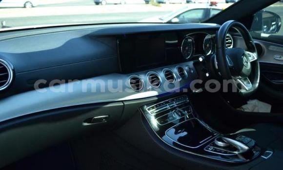 Buy Used Mercedes‒Benz E–Class White Car in Harare in Harare Buy Used Mercedes‒Benz E–Class White Car in Harare in Harare