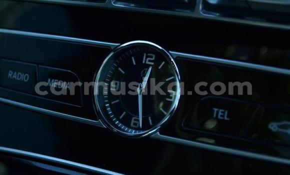 Buy Used Mercedes‒Benz E–Class White Car in Harare in Harare Buy Used Mercedes‒Benz E–Class White Car in Harare in Harare