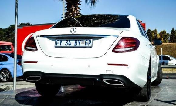 Buy Used Mercedes‒Benz E–Class White Car in Harare in Harare Buy Used Mercedes‒Benz E–Class White Car in Harare in Harare