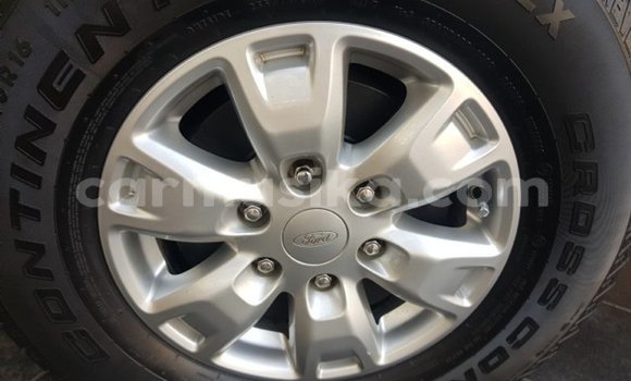 Nunua Ilio tumika Ford Ranger Nyingine Gari ndani ya Beitbridge nchini Matabeleland Kusini Nunua Ilio tumika Ford Ranger Nyingine Gari ndani ya Beitbridge nchini Matabeleland Kusini