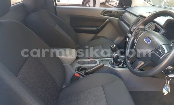 Nunua Ilio tumika Ford Ranger Nyingine Gari ndani ya Beitbridge nchini Matabeleland Kusini Nunua Ilio tumika Ford Ranger Nyingine Gari ndani ya Beitbridge nchini Matabeleland Kusini