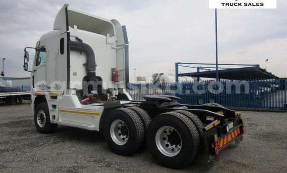 Buy Used Scania Irizar White Truck in Beitbridge in Matabeleland South Buy Used Scania Irizar White Truck in Beitbridge in Matabeleland South