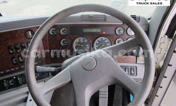 Buy Used Scania Irizar White Truck in Beitbridge in Matabeleland South Buy Used Scania Irizar White Truck in Beitbridge in Matabeleland South