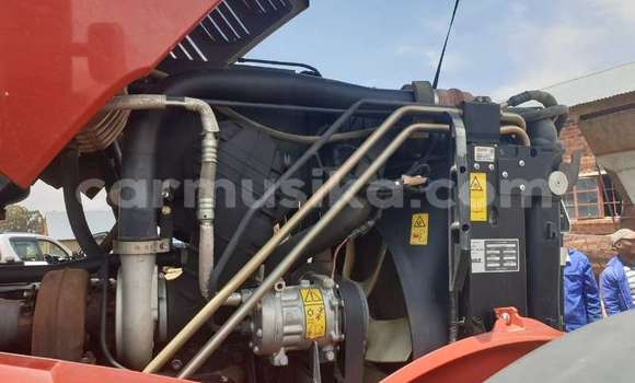 Nunua Ilio tumika Renault Tracer Nyekundu Lori ndani ya Beitbridge nchini Matabeleland Kusini Nunua Ilio tumika Renault Tracer Nyekundu Lori ndani ya Beitbridge nchini Matabeleland Kusini