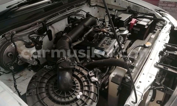 Tenga Tsaru Toyota Hilux Chena Mota in Beitbridge in Matabeleland South Tenga Tsaru Toyota Hilux Chena Mota in Beitbridge in Matabeleland South