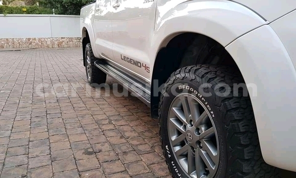 Tenga Tsaru Toyota Hilux Chena Mota in Beitbridge in Matabeleland South Tenga Tsaru Toyota Hilux Chena Mota in Beitbridge in Matabeleland South