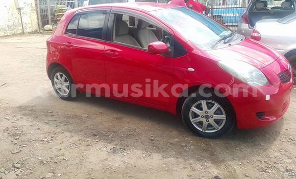 Nunua Ilio tumika Toyota Vitz Nyekundu Gari ndani ya Harare nchini Harare Nunua Ilio tumika Toyota Vitz Nyekundu Gari ndani ya Harare nchini Harare