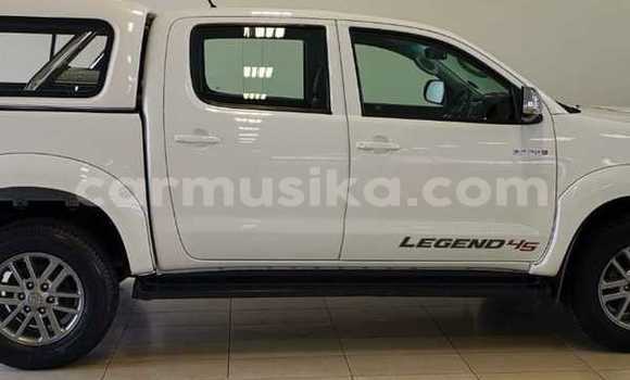 Nunua Ilio tumika Toyota Hilux Nyeupe Gari ndani ya Beitbridge nchini Matabeleland Kusini Nunua Ilio tumika Toyota Hilux Nyeupe Gari ndani ya Beitbridge nchini Matabeleland Kusini