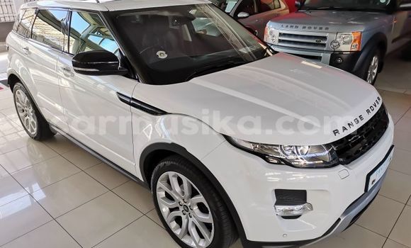 Acheter Occasion Voiture Land Rover Range Rover Blanc à Beitbridge, Matabeleland South Acheter Occasion Voiture Land Rover Range Rover Blanc à Beitbridge, Matabeleland South