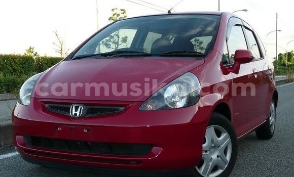 Acheter Occasion Voiture Honda Fit Rouge à Beitbridge, Matabeleland South Acheter Occasion Voiture Honda Fit Rouge à Beitbridge, Matabeleland South