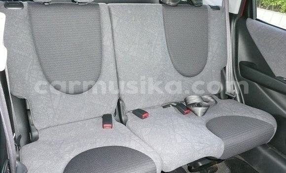 Acheter Occasion Voiture Honda Fit Rouge à Beitbridge, Matabeleland South Acheter Occasion Voiture Honda Fit Rouge à Beitbridge, Matabeleland South