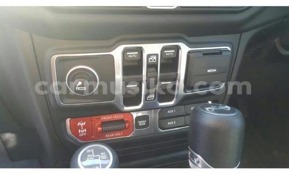 Acheter Occasion Voiture Jeep Wrangler Gris à Beitbridge, Matabeleland South Acheter Occasion Voiture Jeep Wrangler Gris à Beitbridge, Matabeleland South