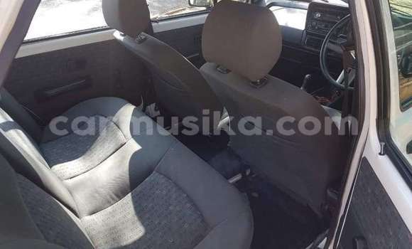 Acheter Occasion Voiture Volkswagen Golf Blanc à Beitbridge, Matabeleland South Acheter Occasion Voiture Volkswagen Golf Blanc à Beitbridge, Matabeleland South