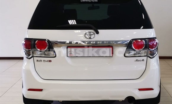 Tenga Tsaru Toyota Fortuner Chena Mota in Beitbridge in Matabeleland South Tenga Tsaru Toyota Fortuner Chena Mota in Beitbridge in Matabeleland South