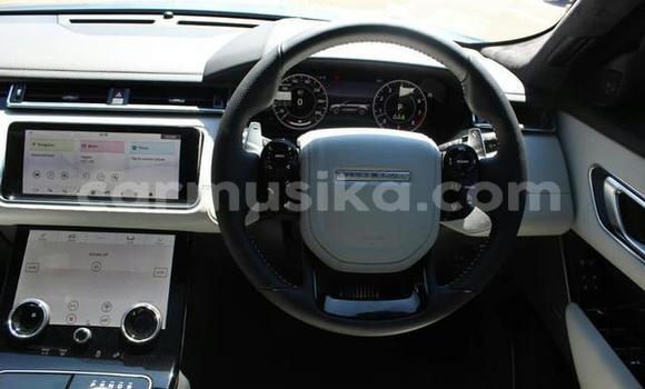 Buy Used Land Rover Range Rover Sport Silver Car in Beitbridge in Matabeleland South Buy Used Land Rover Range Rover Sport Silver Car in Beitbridge in Matabeleland South