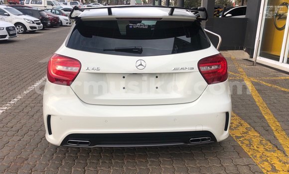 Tenga Tsaru Mercedes‒Benz A–Class Chena Mota in Beitbridge in Matabeleland South Tenga Tsaru Mercedes‒Benz A–Class Chena Mota in Beitbridge in Matabeleland South