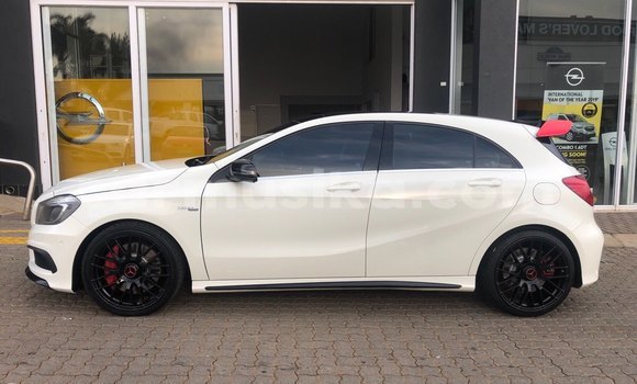 Tenga Tsaru Mercedes‒Benz A–Class Chena Mota in Beitbridge in Matabeleland South Tenga Tsaru Mercedes‒Benz A–Class Chena Mota in Beitbridge in Matabeleland South